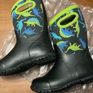 Bogs Kids boys Durham Dinosaur Pull On Waterproof Snow Boots Size 13